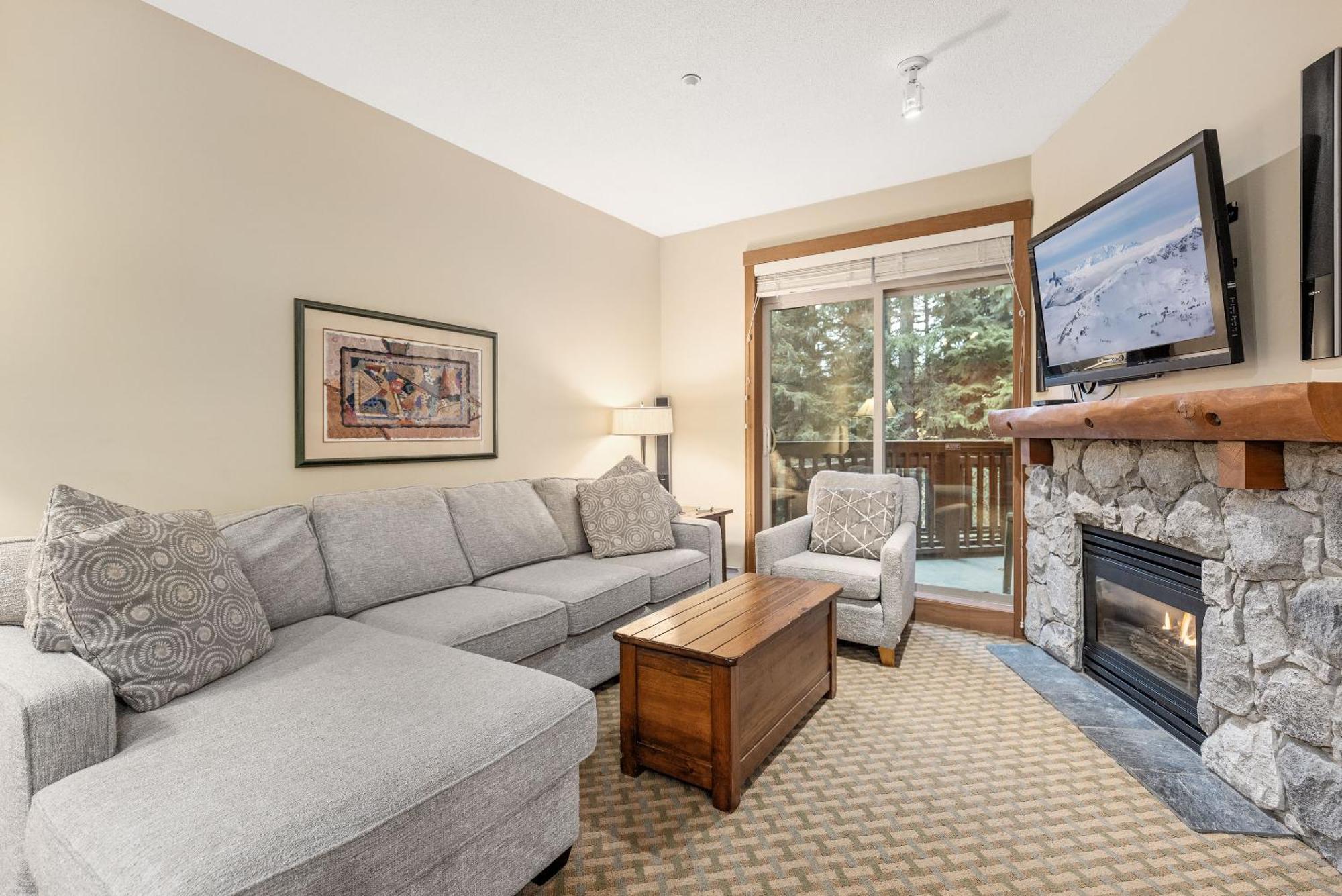 Lost Lake Lodge By Whistler Premier Exterior photo