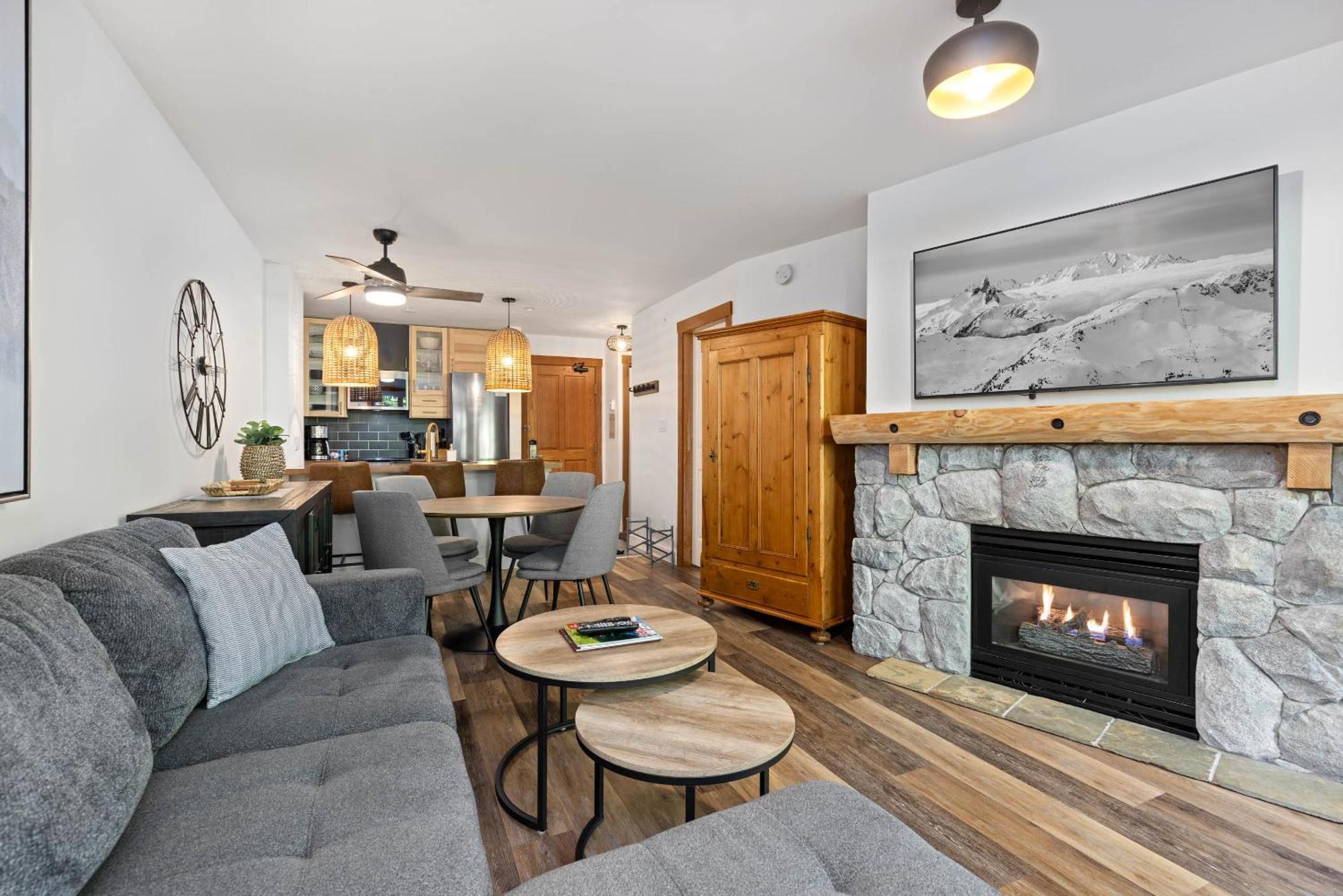 Lost Lake Lodge By Whistler Premier Exterior photo